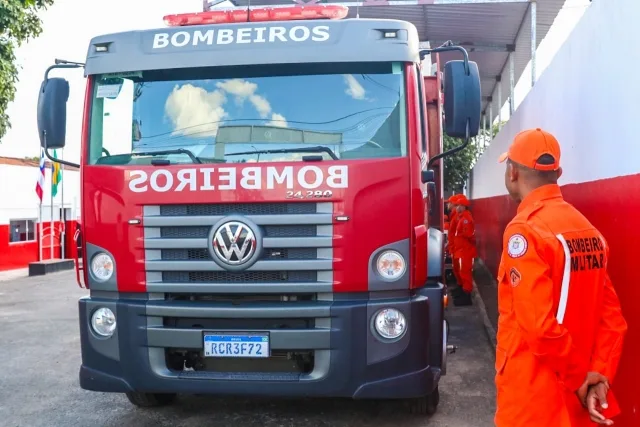 Bombeiros militares