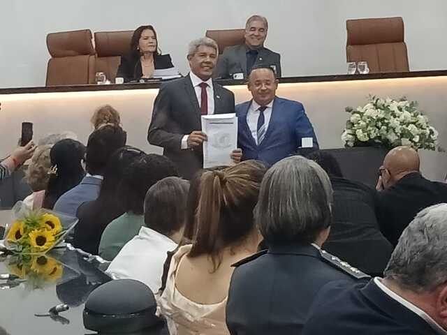 Jerônimo Rodrigues recebe homenagem na câmara (1)