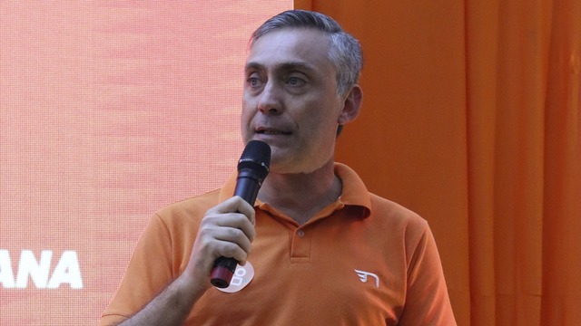 carlos medeiros